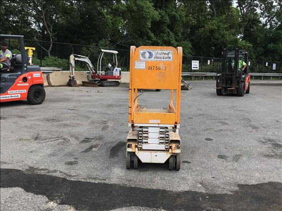 2013 Hy-Brid Lifts HB1430 Scissor Lift