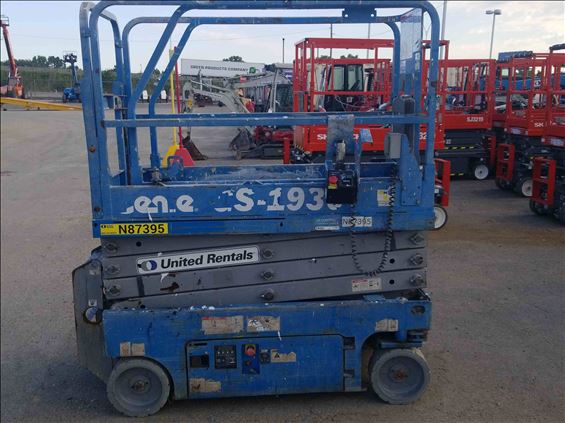 2014 Genie GS-1930 Scissor Lift