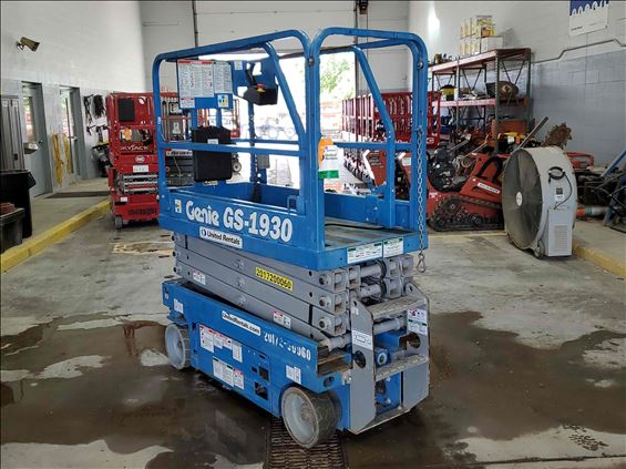 2015 Genie GS-1930 Scissor Lift