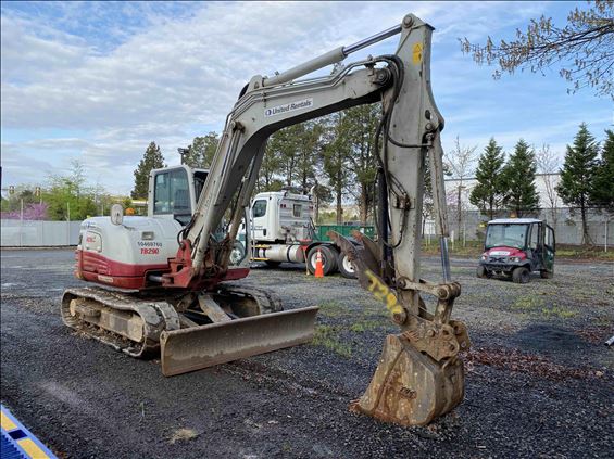 2016 Takeuchi TB290C Mini-Excavator