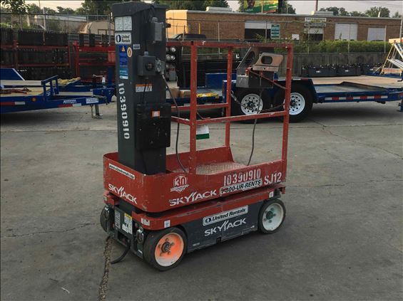 2015 Skyjack SJ12 Scissor Lift