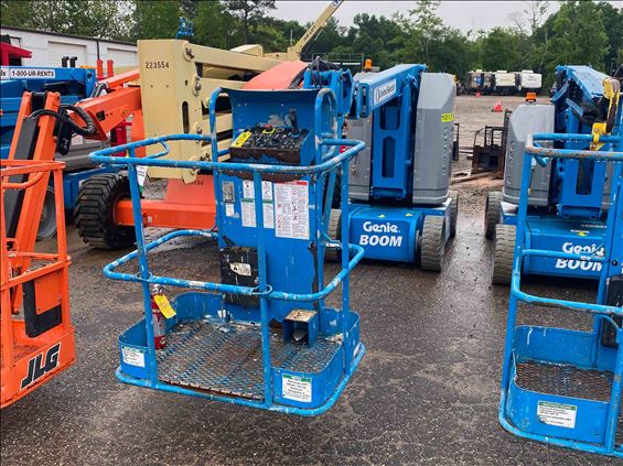 2013 Genie Z-30/20N RJ Boom Lift