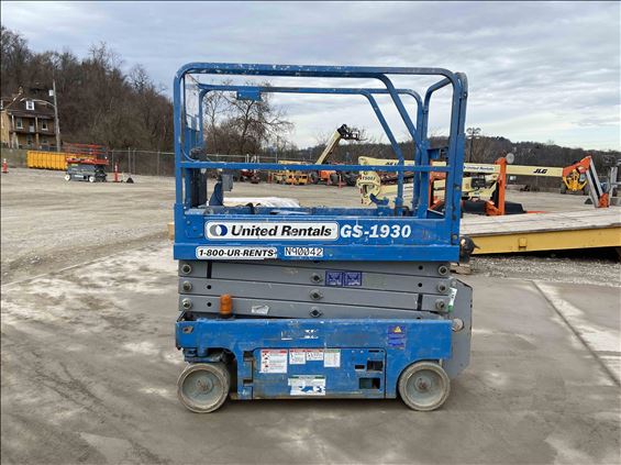 2015 Genie GS-1930 Scissor Lift