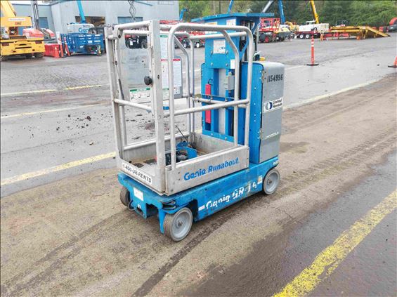 2010 Genie GR-15 Scissor Lift
