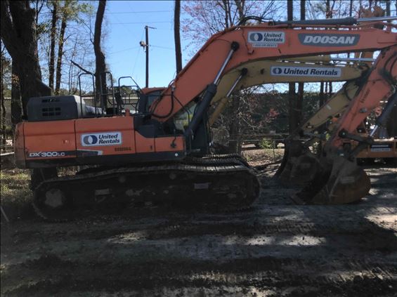 2015 Doosan DX300LC-5 Excavator