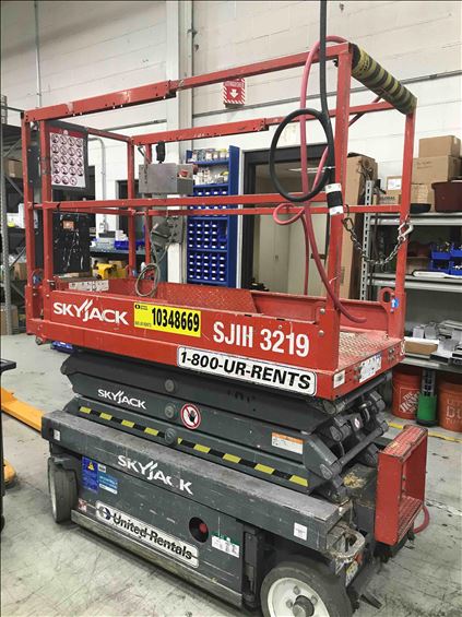 2015 Skyjack SJIII3219 Scissor Lift