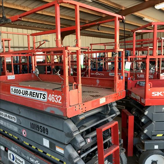 2013 Skyjack SJIII4632 Scissor Lift