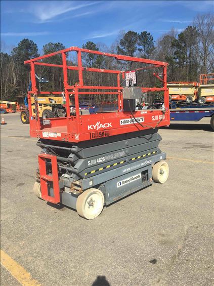 2013 Skyjack SJIII4626 Scissor Lift