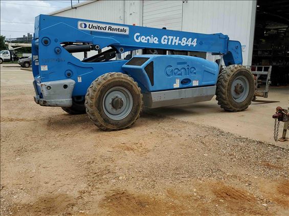 2013 Genie GTH-844