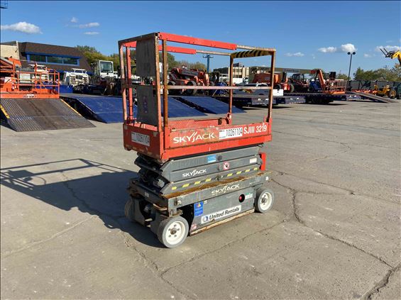 2014 Skyjack SJIII3219 Scissor Lift