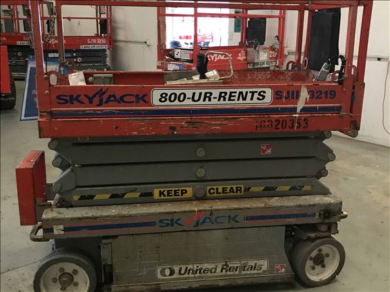 2012 Skyjack SJIII3219 Scissor Lift