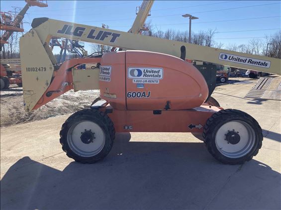 2012 JLG 600AJ