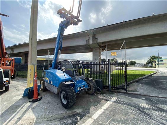 2014 Genie GTH-5519 Rough Terrain Forklift