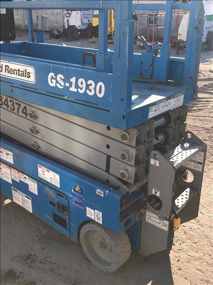 2015 Genie GS-1930 Scissor Lift