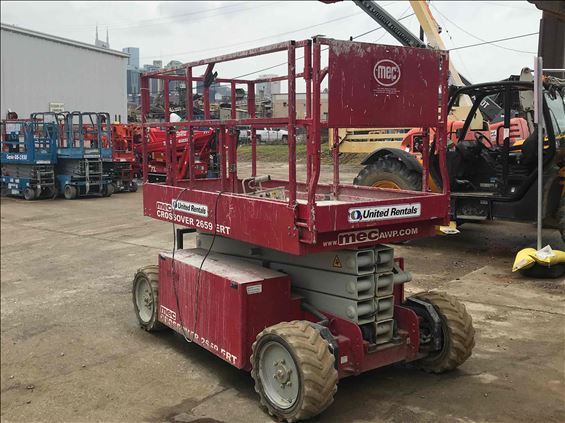 2015 MEC 2659ERT Scissor Lift