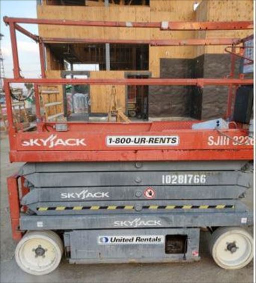 2014 Skyjack SJIII3226 Scissor Lift