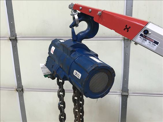 2012 JD NEUHAUS PROFI 10T Hoist
