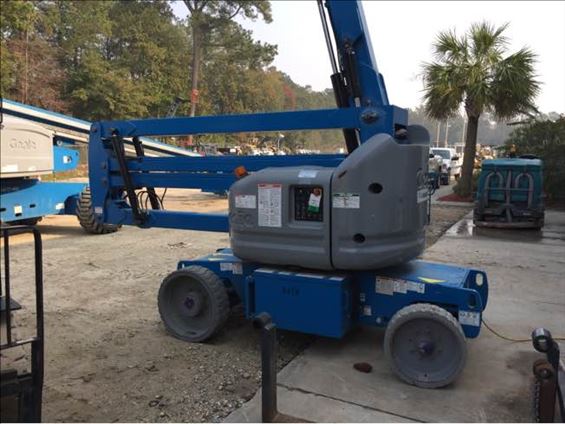2013 Genie Z-40/23N Boom Lift