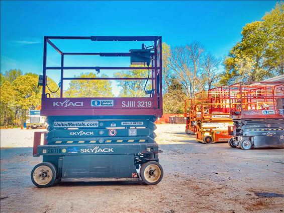 2015 Skyjack SJIII3219 Scissor Lift