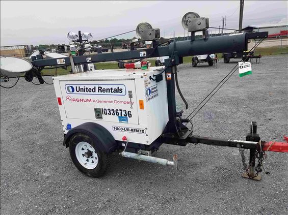 2015 Magnum Pro MLT3060 Towable Light Tower